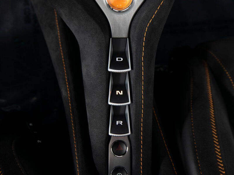 2025 McLaren 750S