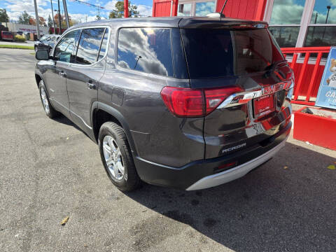 2017 GMC Acadia SLE-1