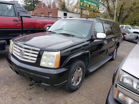 2003 Cadillac Escalade ESV for sale at MEDINA WHOLESALE LLC in Wadsworth OH