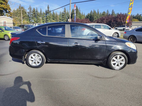 2013 Nissan Versa 1.6 S Plus