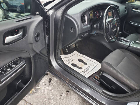 2017 Dodge Charger SE