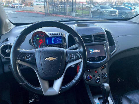 2016 Chevrolet Sonic LTZ Auto