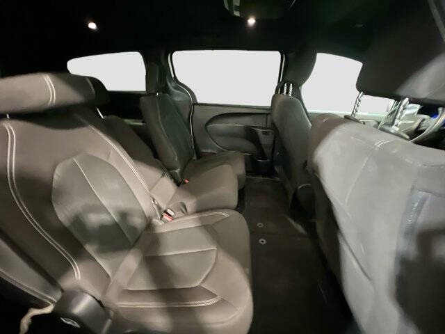 2020 Chrysler Pacifica Touring