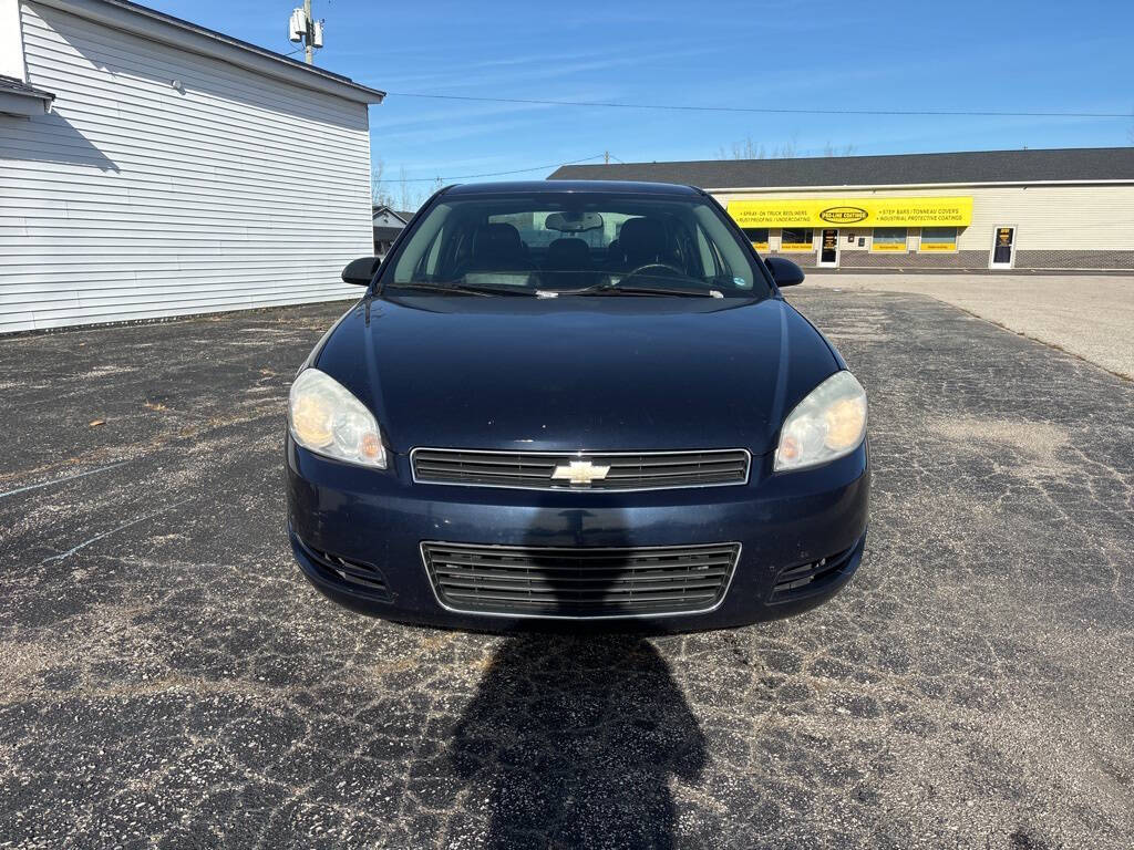 2008 Chevrolet Impala for sale at DECKER AUTO SALES in Bay City, MI