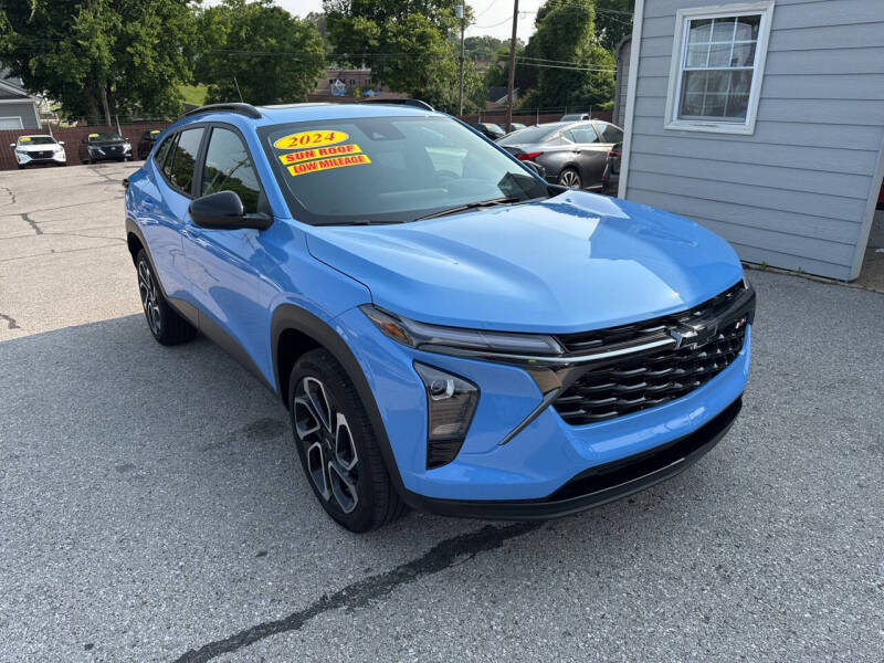 2024 Chevrolet Trax RS's photo