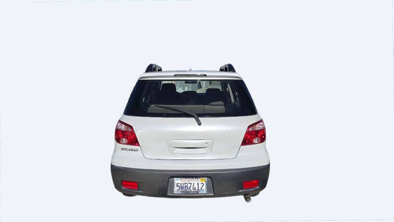 2006 Mitsubishi Outlander LS