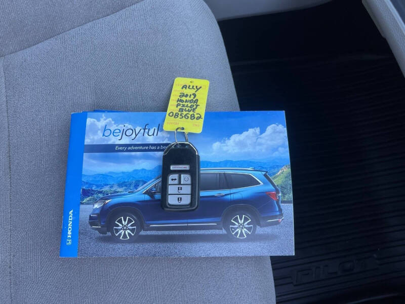 2019 Honda Pilot EX