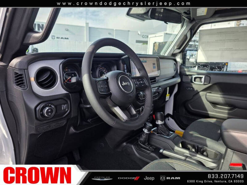 2025 Jeep Gladiator Willys