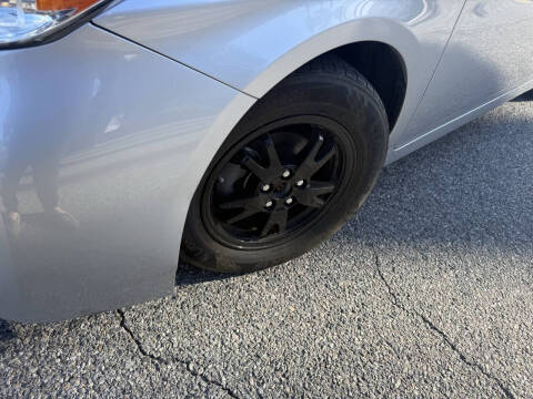 2012 Toyota Prius Two