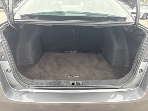 2023 Nissan Versa SV