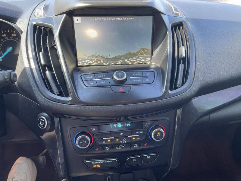 2019 Ford Escape SE photo 15