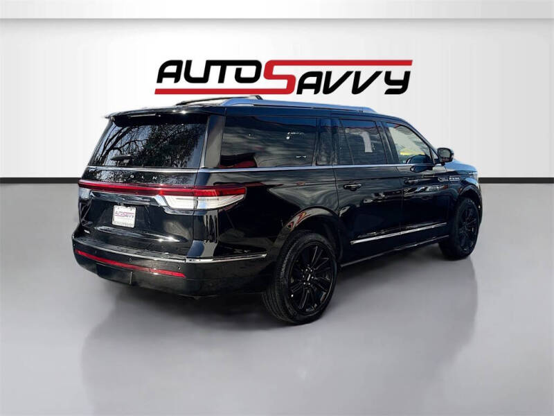 2023 Lincoln Navigator L Reserve