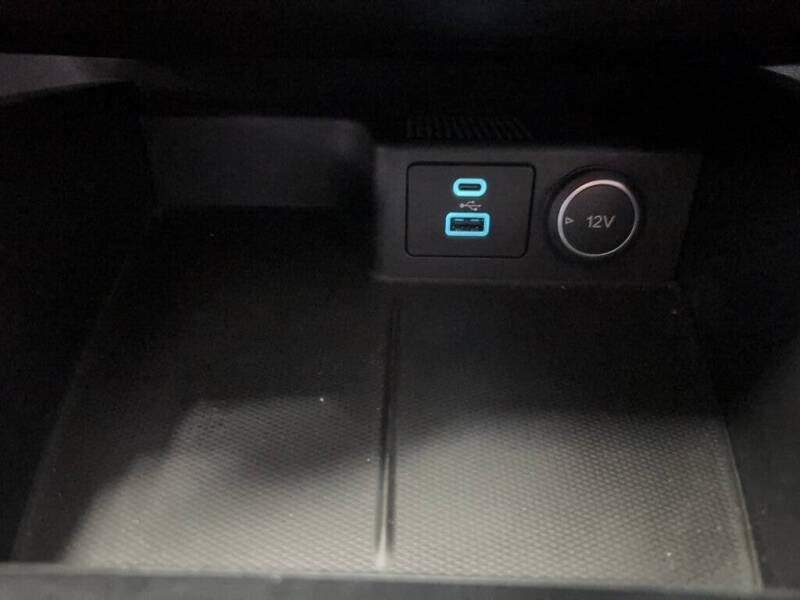 2021 Ford Escape Hybrid SE