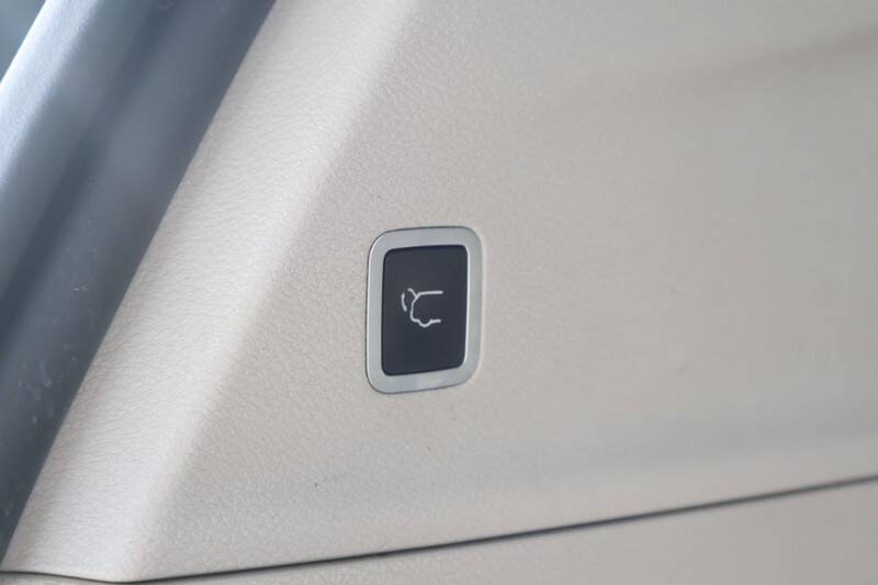 2018 Chrysler Pacifica Hybrid Touring L