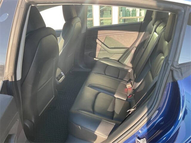 2019 Tesla Model 3 Standard Range Plus