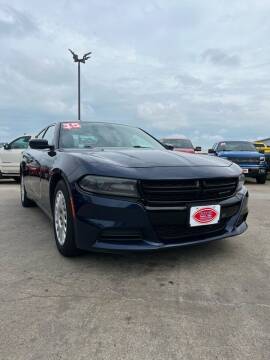 2015 Dodge Charger for sale at UNITED AUTO INC in South Sioux City NE