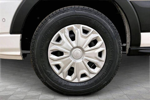 2023 Ford Transit 350 XLT