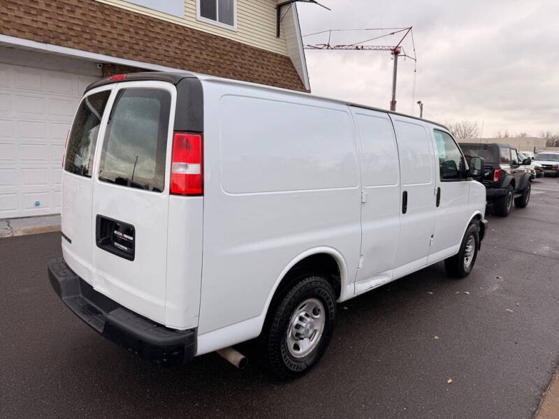 2020 Chevrolet Express 2500