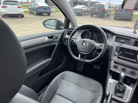 2015 Volkswagen Golf TSI S