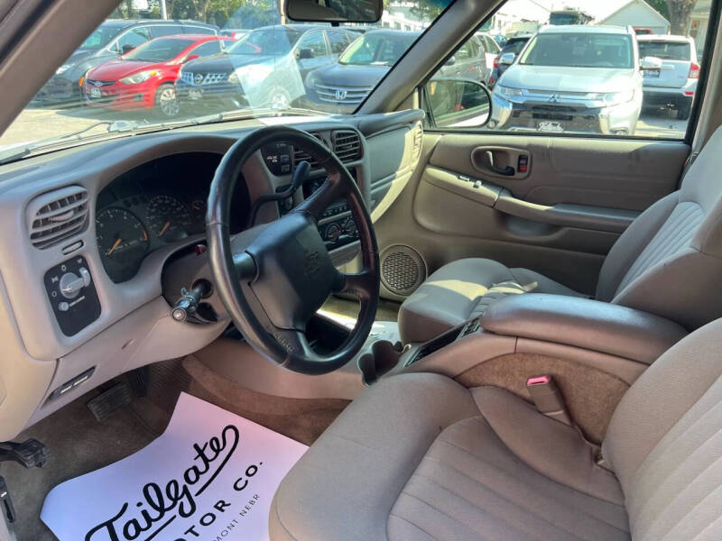 2004 Chevrolet Blazer LS