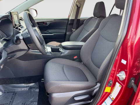 2022 Toyota RAV4 Hybrid LE