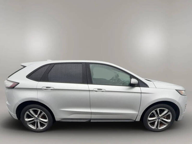 2017 Ford Edge Sport