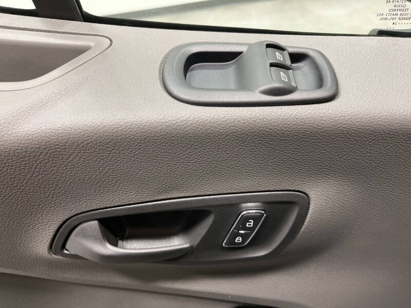 2024 Ford Transit 250