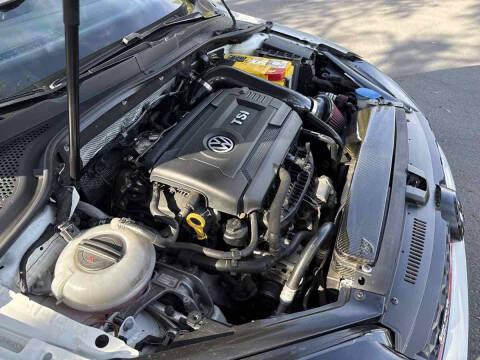 2017 Volkswagen Golf GTI S