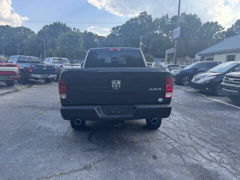 2017 RAM 1500 Express