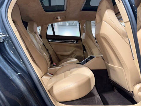 2017 Porsche Panamera Turbo