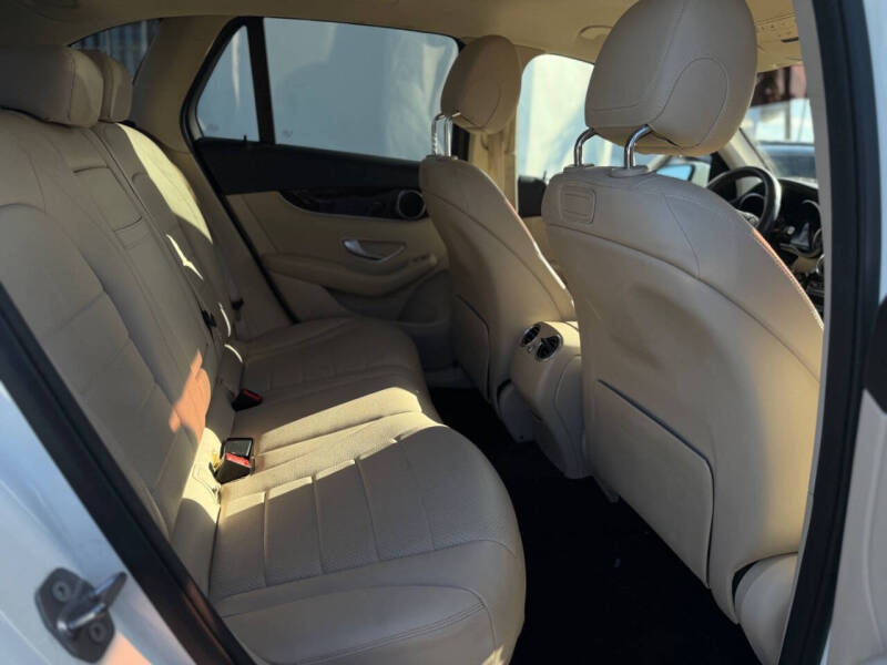 2019 Mercedes-Benz GLC GLC 300