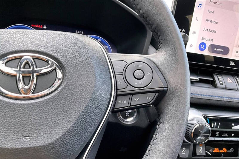 2023 Toyota RAV4 Hybrid XSE