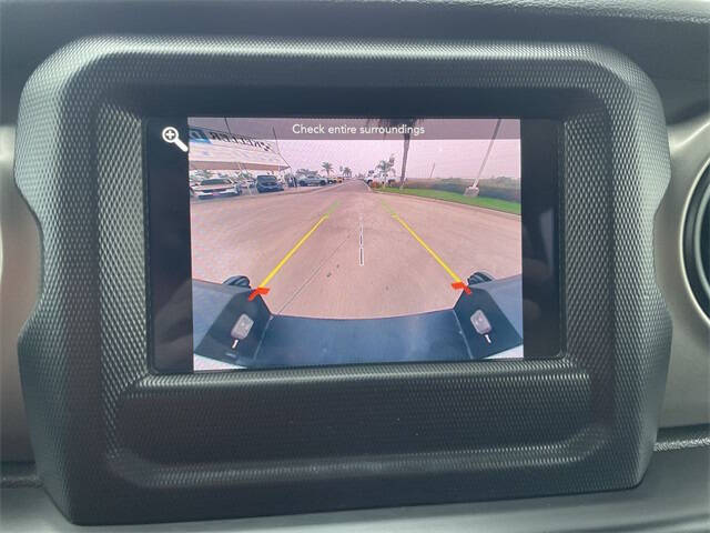 2021 Jeep Gladiator Sport