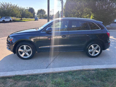 2012 Audi Q5 3.2 quattro Premium Plus