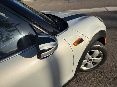 2016 MINI Hardtop 4 Door Cooper