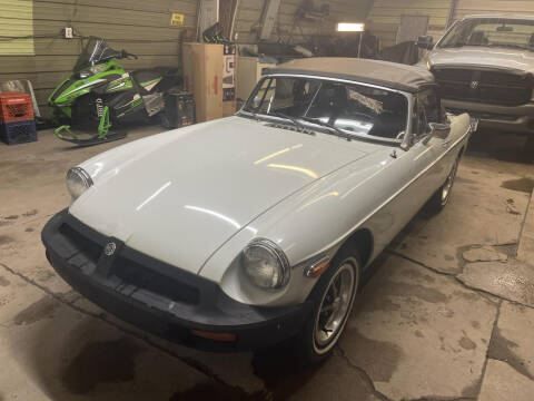 1977 MG MGB for sale at COUNTRYSIDE AUTO INC in Austin MN