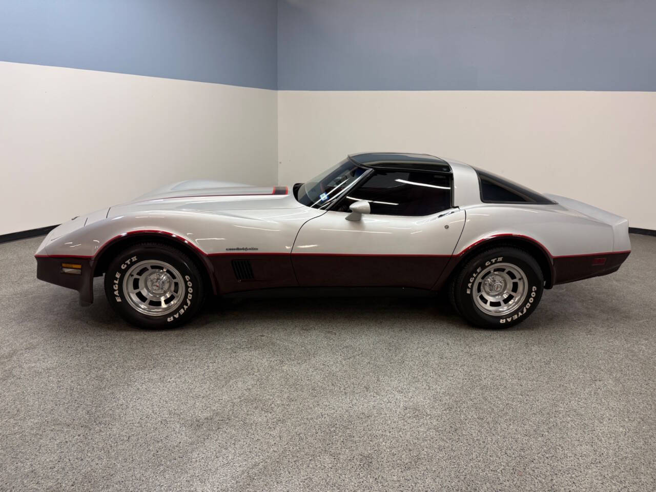 1982 Chevrolet Corvette 3