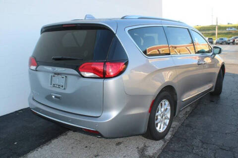 2020 Chrysler Pacifica Touring L