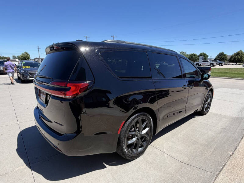 2024 Chrysler Pacifica Limited