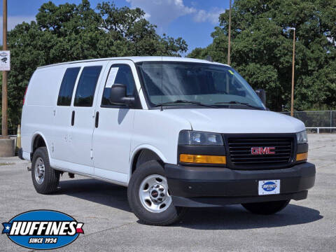 2023 GMC Savana