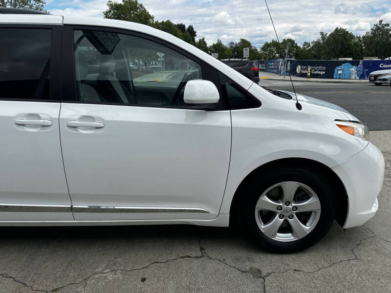 2013 Toyota Sienna