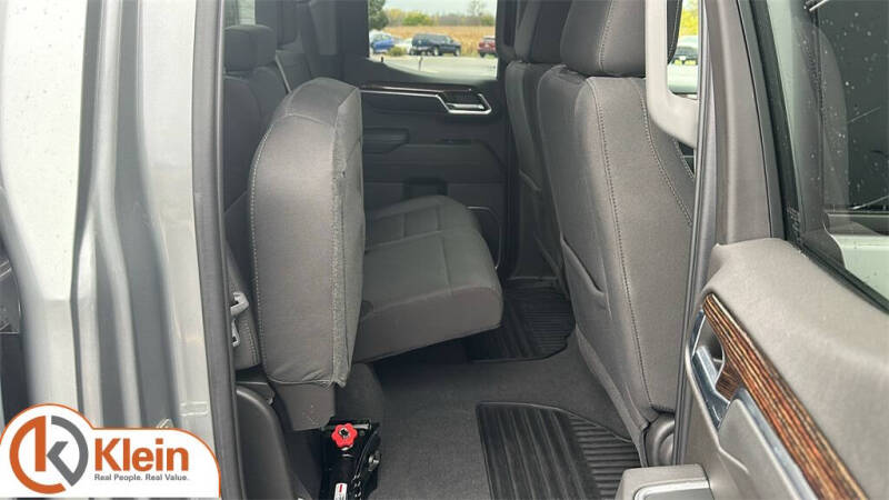 2023 GMC Sierra 1500 Elevation Standard