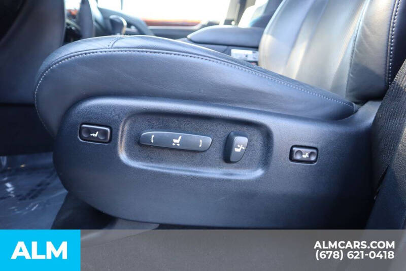 2020 Lexus LX 570 Two-Row