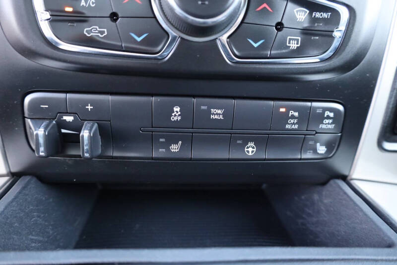 2017 RAM 1500 Big Horn