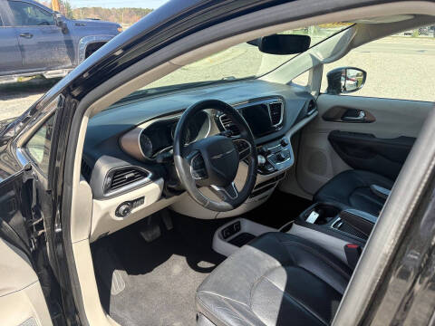 2018 Chrysler Pacifica Touring L Plus