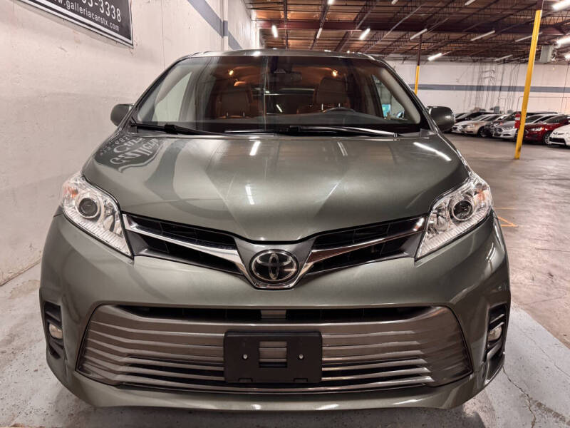 2020 Toyota Sienna XLE 8-Passenger