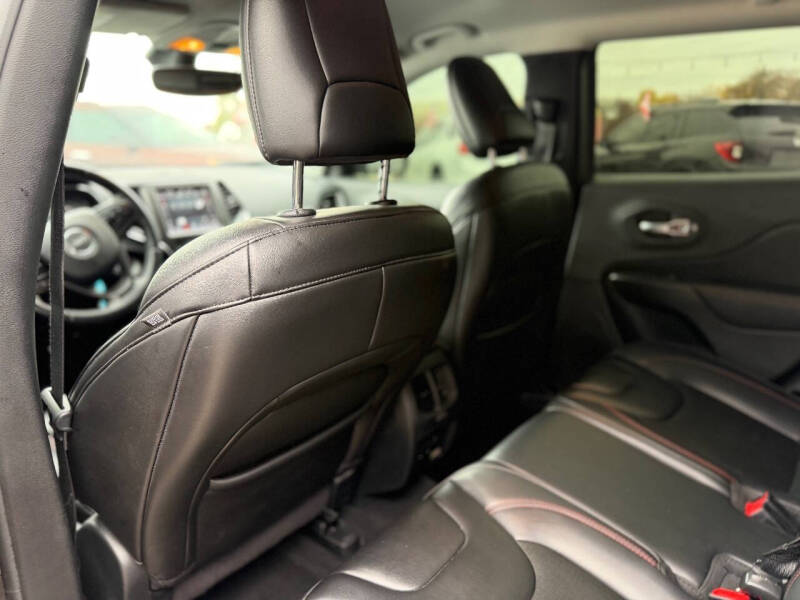 2019 Jeep Cherokee Trailhawk