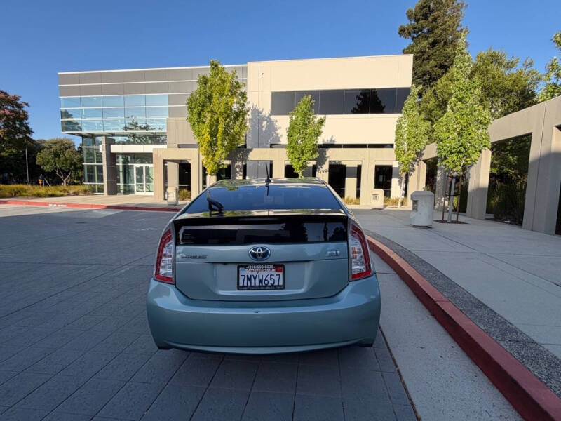 2015 Toyota Prius Three
