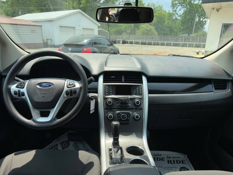 2011 Ford Edge SE