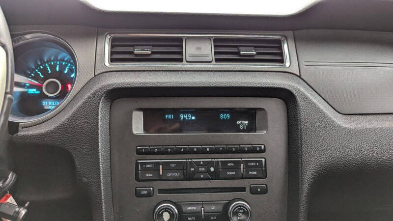 2014 Ford Mustang V6